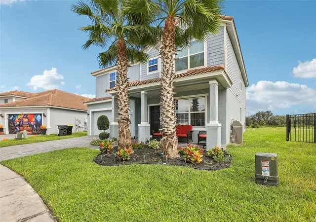 Photo 2 of Single family home for sale at 1131 Oak Blf Dr, Davenport, FL 33837 | MLS# TB8553962 | Listing updated on 2026-10-03
