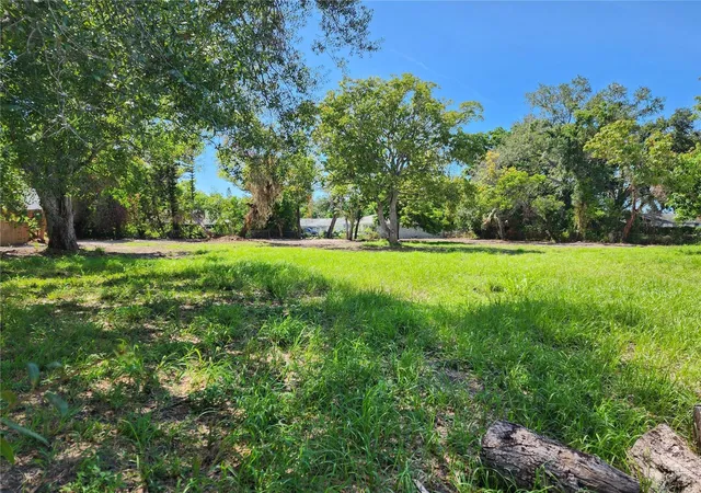 Photo 3 of Land for sale at 1108 19th Street W, Bradenton, FL 34205 | MLS# A4708127 | Listing updated on 2026-10-06