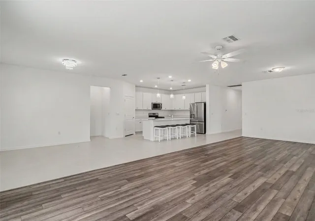 Photo 4 of Single family home for sale at 14180 Samoa Hl Ct, Riverview, FL 33569 | MLS# TB8553968 | Listing updated on 2026-10-08