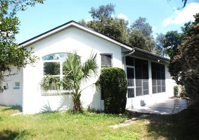 Photo 4 of Single family home for sale at 21516 Castle View Ct, Leesburg, FL 34748 | MLS# S5158669 | Listing updated on 2026-10-07