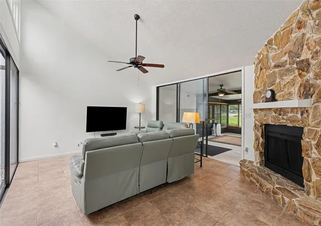 Photo 3 of Townhouse for sale at 103 Valencia Ct N, Plant City, FL 33566 | MLS# TB8553974 | Listing updated on 2026-10-05