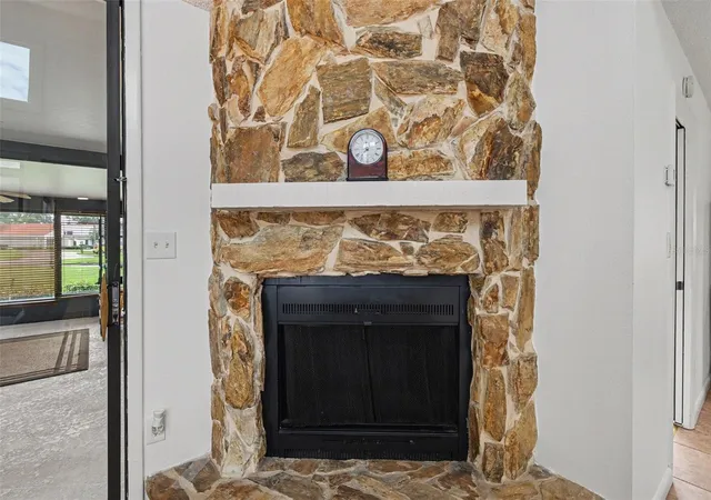 Photo 4 of Townhouse for sale at 103 Valencia Ct N, Plant City, FL 33566 | MLS# TB8553974 | Listing updated on 2026-10-05