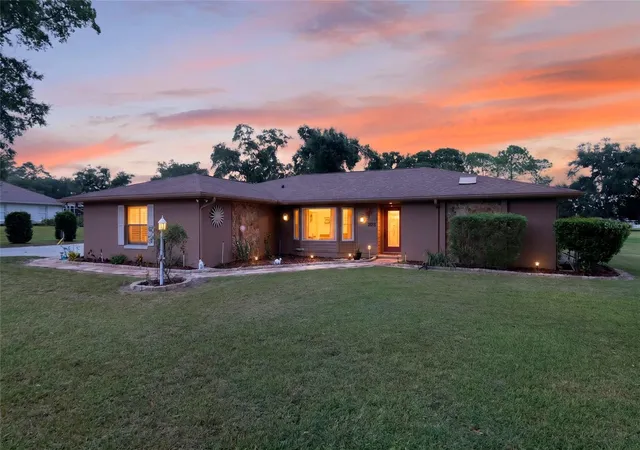 Photo 2 of Single family home for sale at 205 E Falconry Ct, Hernando, FL 34442 | MLS# OM733250 | Listing updated on 2026-10-03