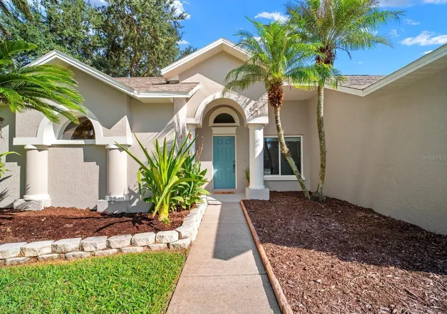 Photo 2 of Single family home for sale at 3912 Appletree Dr, Valrico, FL 33594 | MLS# TB8553980 | Listing updated on 2026-10-04
