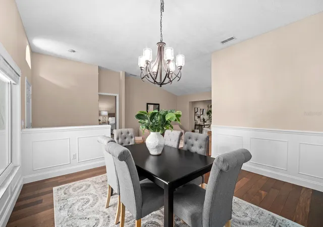 Photo 4 of Single family home for sale at 3912 Appletree Dr, Valrico, FL 33594 | MLS# TB8553980 | Listing updated on 2026-10-04