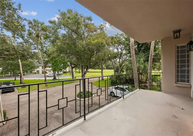 Listing Photo 4 - Condo for sale in building located at 3 Country Clb Dr, LARGO, FL 32168 - Unit #3