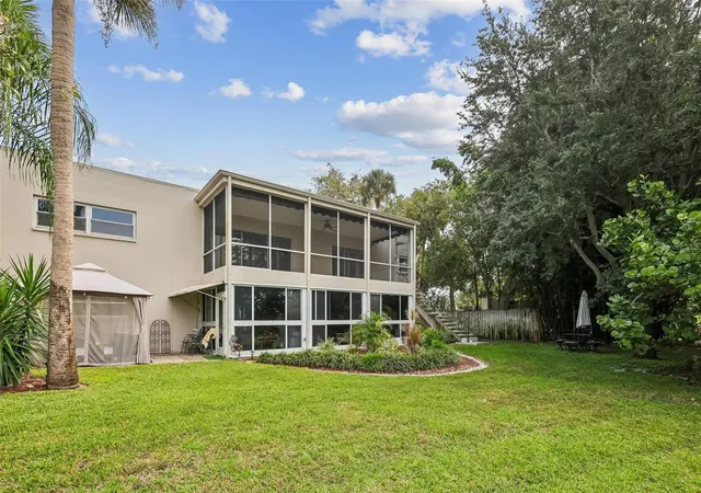 Listing Photo 5 - Condo for sale in building located at 3 Country Clb Dr, LARGO, FL 32168 - Unit #3