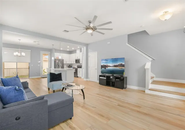 Photo 2 of Single family home for sale at 154 Wooded Vine Dr, Winter Springs, FL 32708 | MLS# O6446471 | Listing updated on 2026-10-17