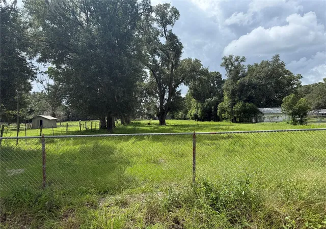 Photo 1 of Sale Pending at Chase Rd, Lakeland, FL 33810 | MLS# B4902384 | Listing updated on 2026-10-07
