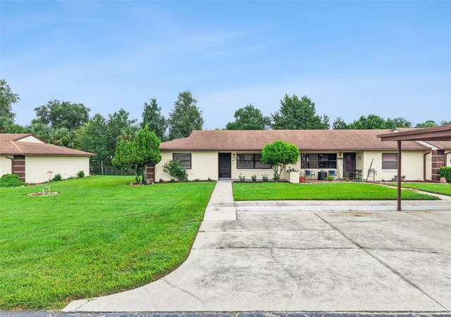 Photo 1 of Single family home for sale at 12441 Orangewood Cir, Tavares, FL 32778 | MLS# O6446474 | Listing updated on 2026-10-08