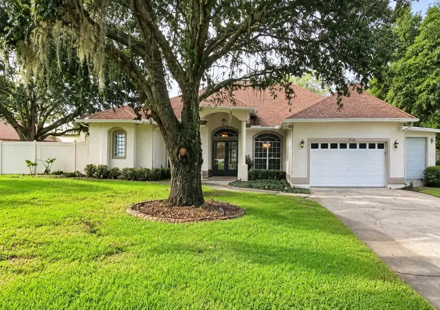 Photo 2 of Single family home for sale at 2413 Eagle Tr Dr, Kissimmee, FL 34746 | MLS# O6446477 | Listing updated on 2026-10-02