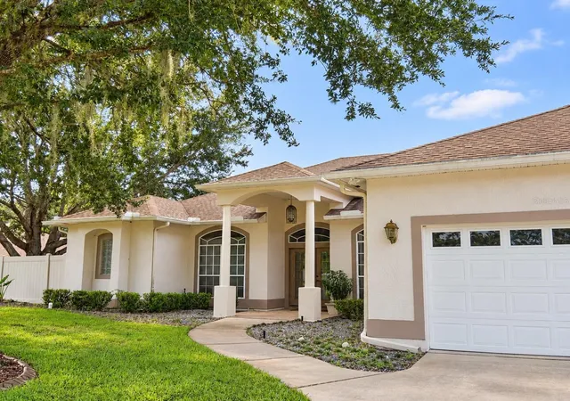 Photo 3 of Single family home for sale at 2413 Eagle Tr Dr, Kissimmee, FL 34746 | MLS# O6446477 | Listing updated on 2026-10-02