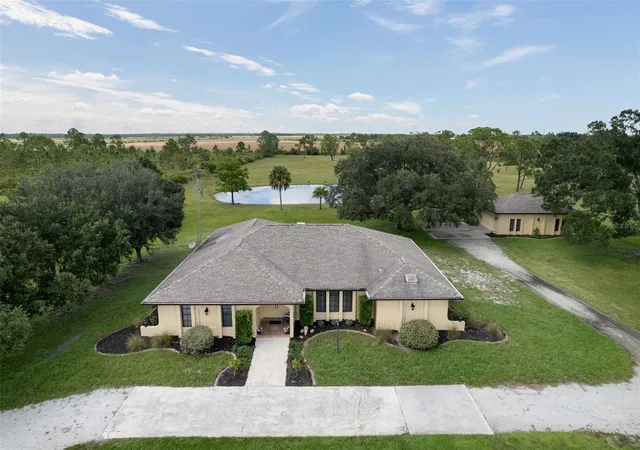 Photo 1 of Single family home for sale at 17800 Wood Path Ct, Punta Gorda, FL 33982 | MLS# TB8553997 | Listing updated on 2026-10-02