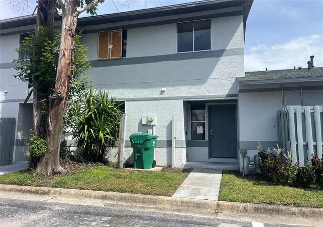 Photo 1 of Townhouse for sale at 1323 Azalea Way, Winter Garden, FL 34787 | MLS# OM733255 | Listing updated on 2026-10-02