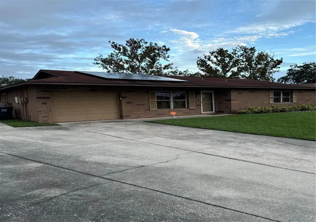 Photo 1 of Single family home for sale at 5206 Colfax Pl, Seffner, FL 33584 | MLS# TB8554003 | Listing updated on 2026-10-05