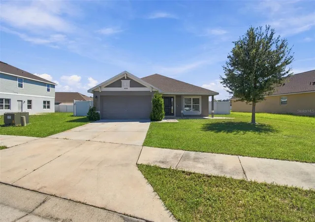 Photo 2 of Single family home for sale at 16048 Sawgrass Breeze Ave, Hudson, FL 34667 | MLS# TB8554006 | Listing updated on 2026-10-03