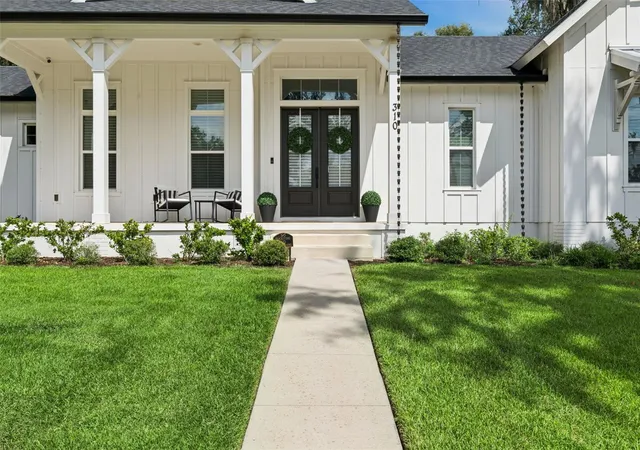Photo 2 of Single family home for sale at 310 W Washington Ave, Lake Helen, FL 32744 | MLS# O6446485 | Listing updated on 2026-10-05