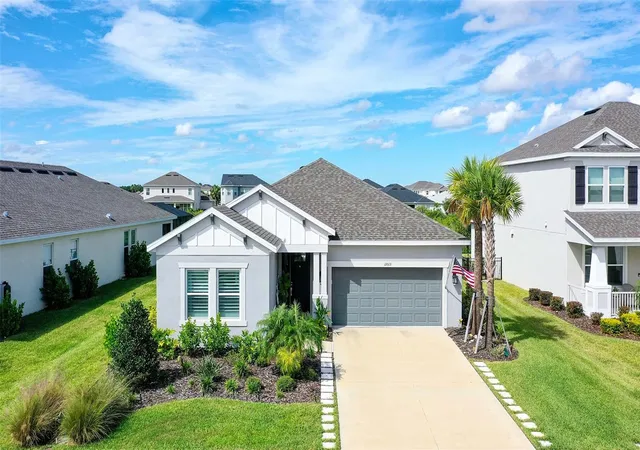 Photo 2 of Single family home for sale at 11013 Fieldstone Dr, Palmetto, FL 34221 | MLS# A4708142 | Listing updated on 2026-10-06