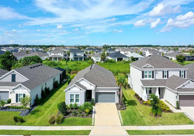 Photo 3 of Single family home for sale at 11013 Fieldstone Dr, Palmetto, FL 34221 | MLS# A4708142 | Listing updated on 2026-10-06