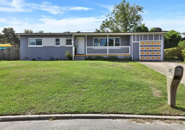 Photo 1 of Single family home for sale at 3002 Drake Dr, Orlando, FL 32810 | MLS# O6446487 | Listing updated on 2026-10-03