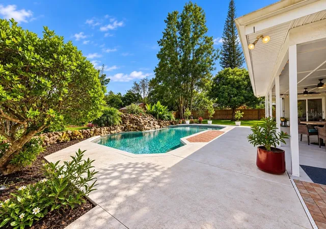 Photo 1 of Single family home for sale at 992 Sleeping Rock Ct, Winter Springs, FL 32708 | MLS# O6446490 | Listing updated on 2026-10-07