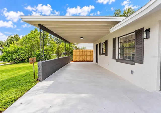Photo 1 of Single family home for sale at 4925 Elese St, Orlando, FL 32811 | MLS# O6446492 | Listing updated on 2026-10-02