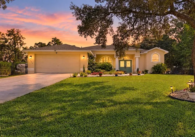 Single family home for sale at 11200 Lomita Wren Rd, WEEKI WACHEE, FL 34614 | MLS# TB8554025