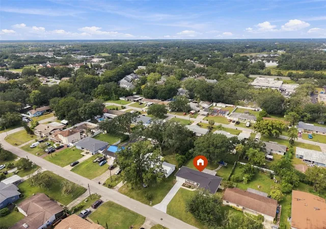 Photo 2 of Single family home for sale at 125 Siobhan Ave, Tampa, FL 33613 | MLS# TB8554028 | Listing updated on 2026-10-02