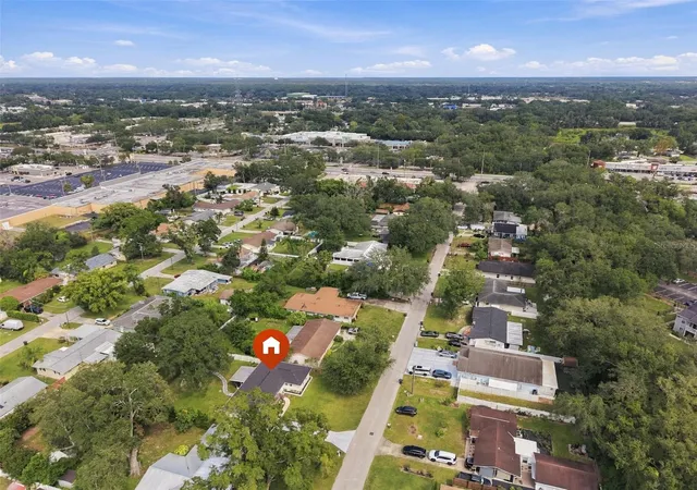 Photo 3 of Single family home for sale at 125 Siobhan Ave, Tampa, FL 33613 | MLS# TB8554028 | Listing updated on 2026-10-02