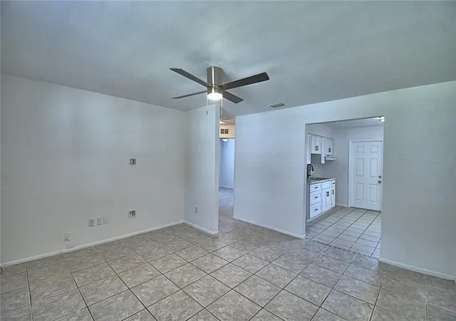 Photo 3 of House for sale at 6309 S Macdill Ave, Tampa, FL 33611 | MLS# TB8554031 | Listing updated on 2026-10-02