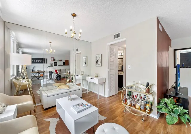 Photo 3 of Condo for sale at 4720 Locust St NE #210, Saint Petersburg, FL 33703 | MLS# TB8554032 | Listing updated on 2026-10-05