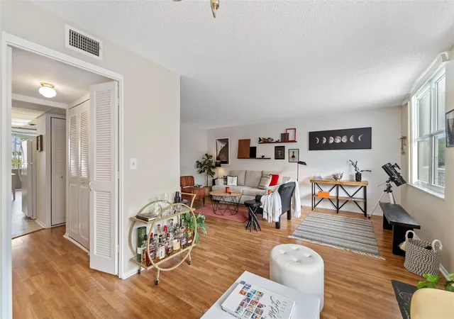 Photo 4 of Condo for sale at 4720 Locust St NE #210, Saint Petersburg, FL 33703 | MLS# TB8554032 | Listing updated on 2026-10-05