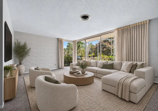 Photo 3 of Condo for sale at 1000 N Shore Dr NE #2, Saint Petersburg, FL 33701 | MLS# TB8554036 | Listing updated on 2026-10-09