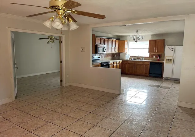 Photo 2 of House for sale at 1112 Ocean St, Kissimmee, FL 34744 | MLS# S5158679 | Listing updated on 2026-10-02