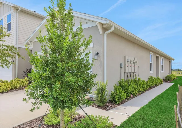 Photo 2 of Sale Pending at 7546 Sea Oak Ct, Parrish, FL 34219 | MLS# G5118516 | Listing updated on 2026-10-02
