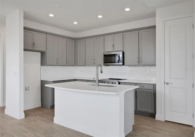 Photo 3 of Sale Pending at 7546 Sea Oak Ct, Parrish, FL 34219 | MLS# G5118516 | Listing updated on 2026-10-02