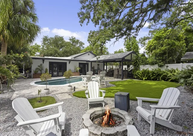 Photo 3 of Single family home for sale at 505 N Beverly Ave, Tampa, FL 33609 | MLS# TB8554047 | Listing updated on 2026-10-02