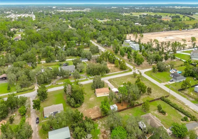 Photo 4 of Single family home for sale at 1484 Aladdin Rd, Spring Hill, FL 34609 | MLS# TB8554052 | Listing updated on 2026-10-08