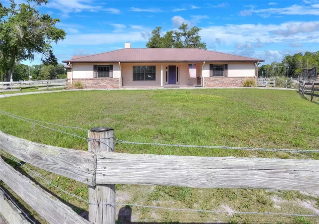 Photo 4 of Single family home for sale at 4404 Musket Dr, Lakeland, FL 33810 | MLS# L4965491 | Listing updated on 2026-10-03