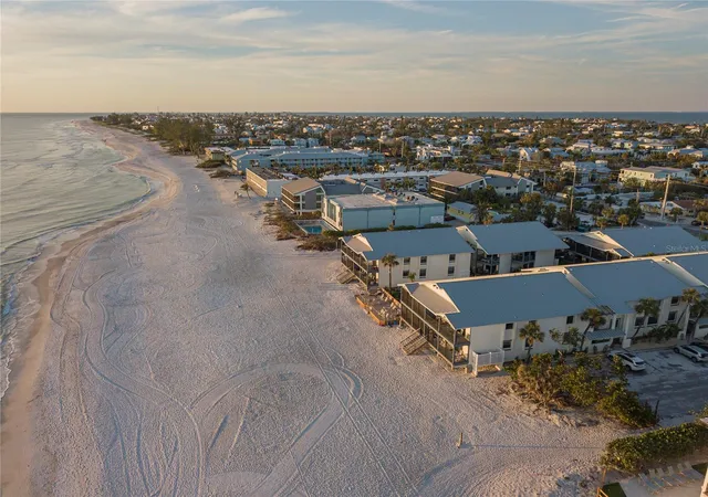 Photo 3 of Condo for sale at 6700 Gulf Dr #B8, Holmes Beach, FL 34217 | MLS# A4708162 | Listing updated on 2026-10-03