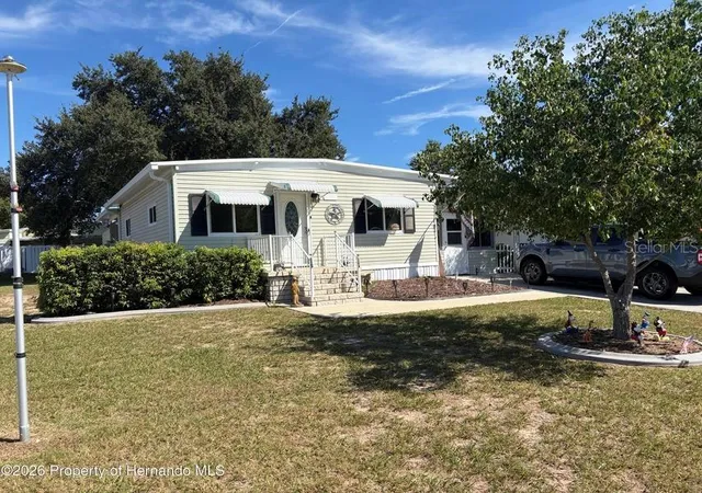 Manufactured home for sale at 14295 Sandhurst St, BROOKSVILLE, FL 34613 | MLS# W7890003