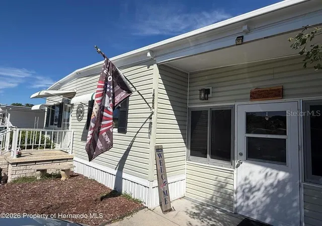 Photo 2 of Manufactured home for sale at 14295 Sandhurst St, Brooksville, FL 34613 | MLS# W7890003 | Listing updated on 2026-10-02