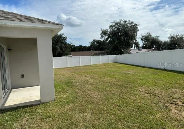 Photo 3 of Single family home for sale at 4403 Country Hills Blvd, Plant City, FL 33563 | MLS# L4965493 | Listing updated on 2026-10-02