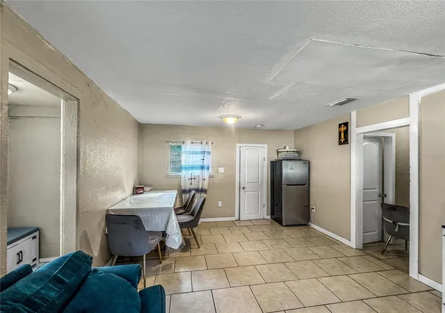 Photo 4 of Single family home for sale at 8307 N Hillsborough Ln, Tampa, FL 33604 | MLS# TB8554069 | Listing updated on 2026-10-04
