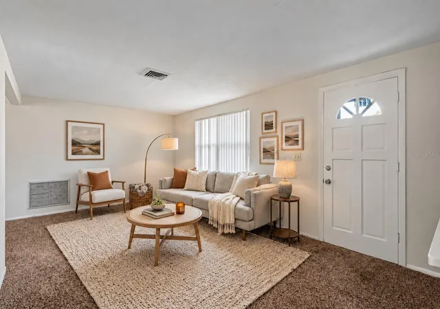 Photo 2 of Single family home for sale at 3350 Wiltshire Dr, Holiday, FL 34691 | MLS# TB8554082 | Listing updated on 2026-10-07