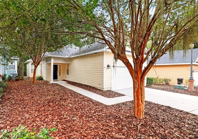Photo 4 of Condo for sale at 79 NW 48th Boulevard #16, Gainesville, FL 32607 | MLS# GC543917 | Listing updated on 2026-10-05