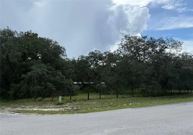 Photo 31 of Manufactured home for sale at 3468 Jodi W Dr, DADE CITY, FL 33523 | MLS# TB8554090 | Listing updated on 2026-10-13