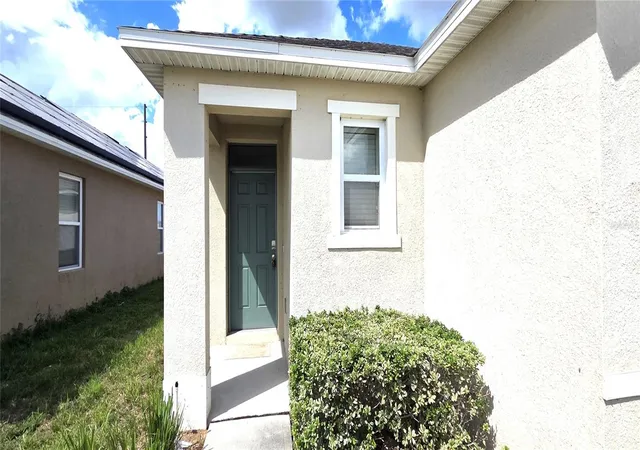 Photo 3 of Single family home for sale at 156 Eagleview Loop, Davenport, FL 33837 | MLS# L4965495 | Listing updated on 2026-10-07