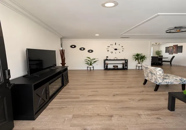 Photo 3 of Single family home for sale at 2533 10th Street, Sarasota, FL 34237 | MLS# A4708183 | Listing updated on 2026-10-02