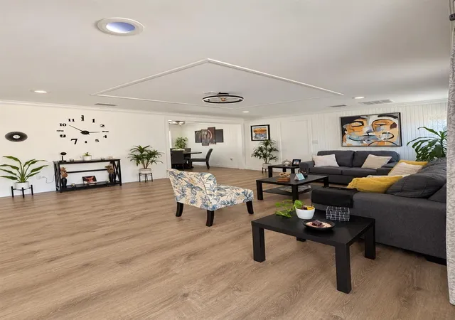 Photo 4 of Single family home for sale at 2533 10th Street, Sarasota, FL 34237 | MLS# A4708183 | Listing updated on 2026-10-02